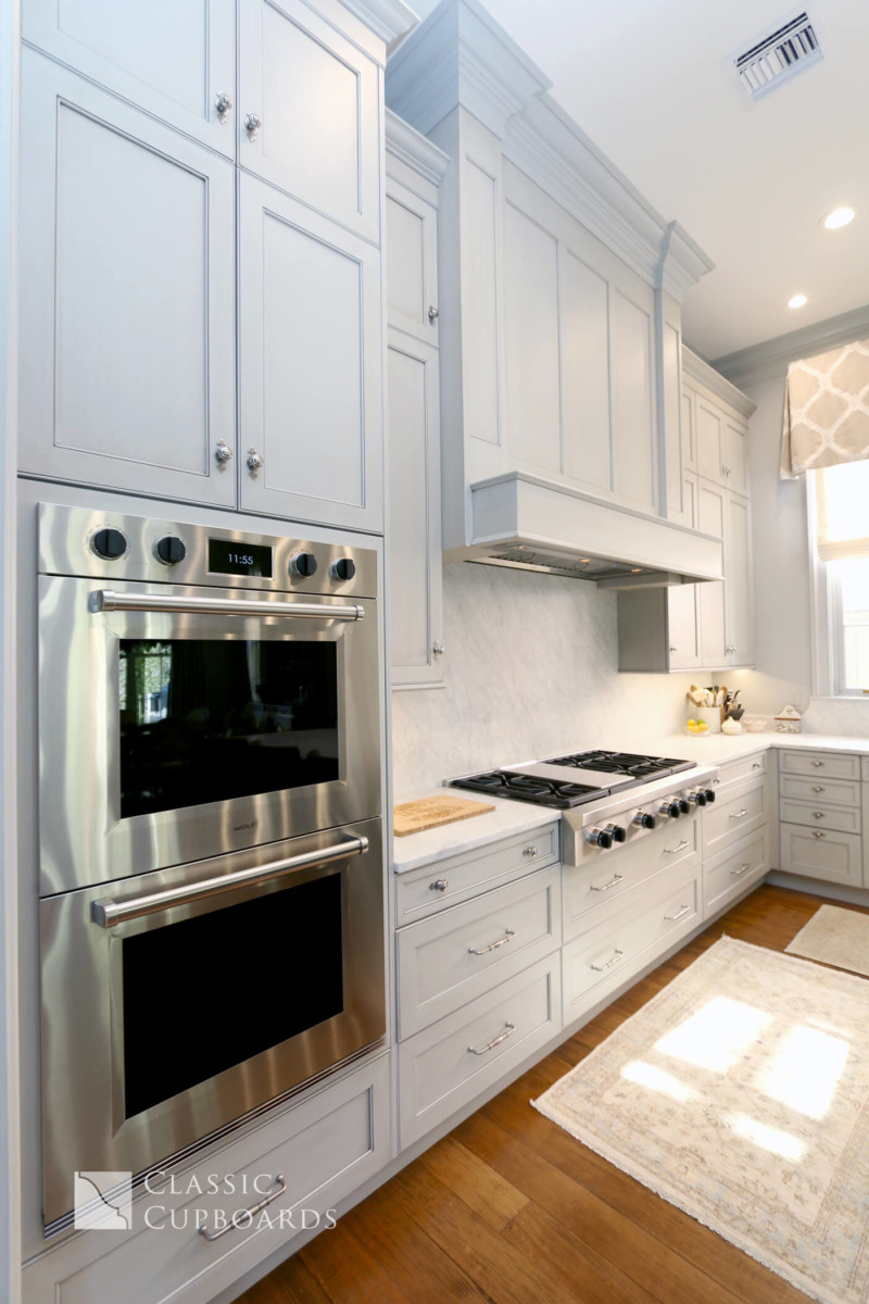Traditional Kitchen Old Metairie Classic Cupboards