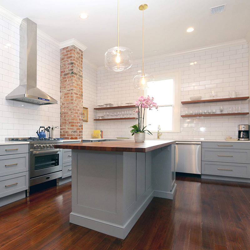 Transitional custom cabinet kitchen design